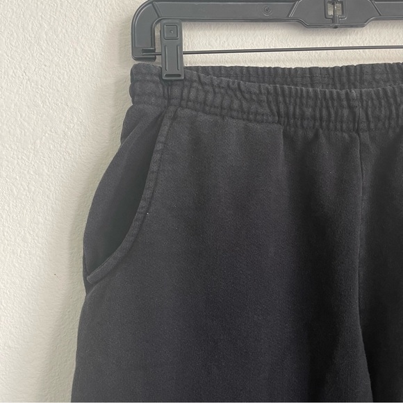 Metro Boomin Heroes and Villains Sweats Sweatpants - Picture 7 of 7